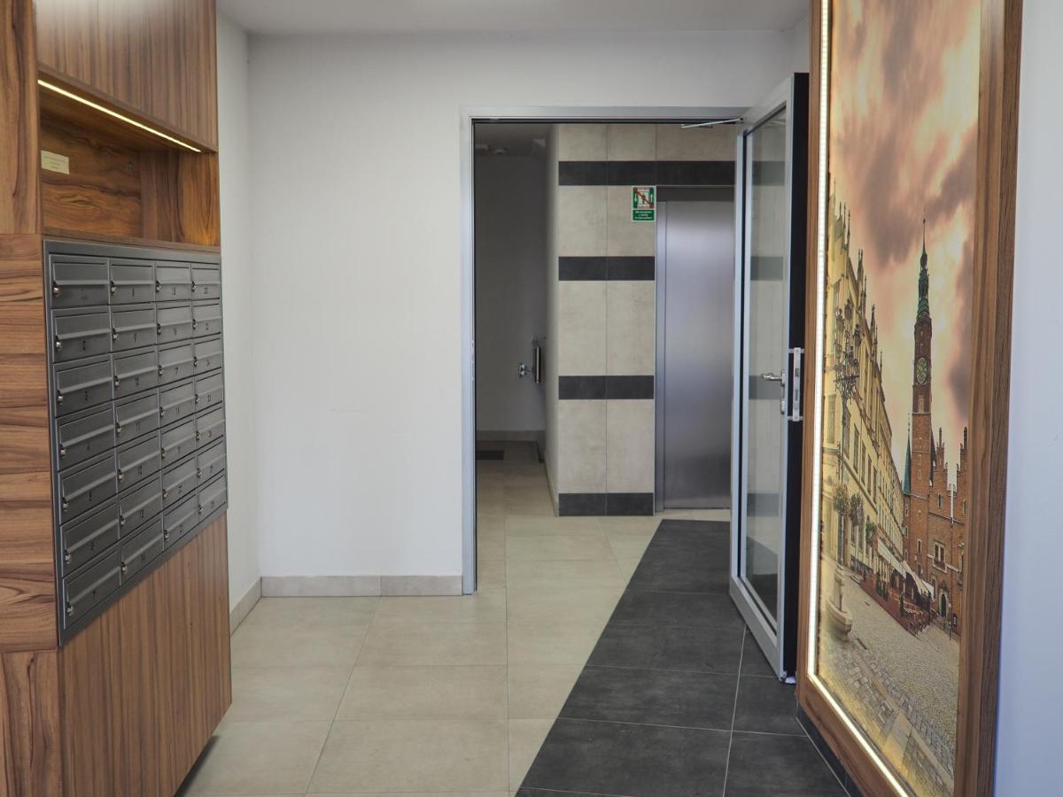 Kropla Rosy Breslavia Exterior foto